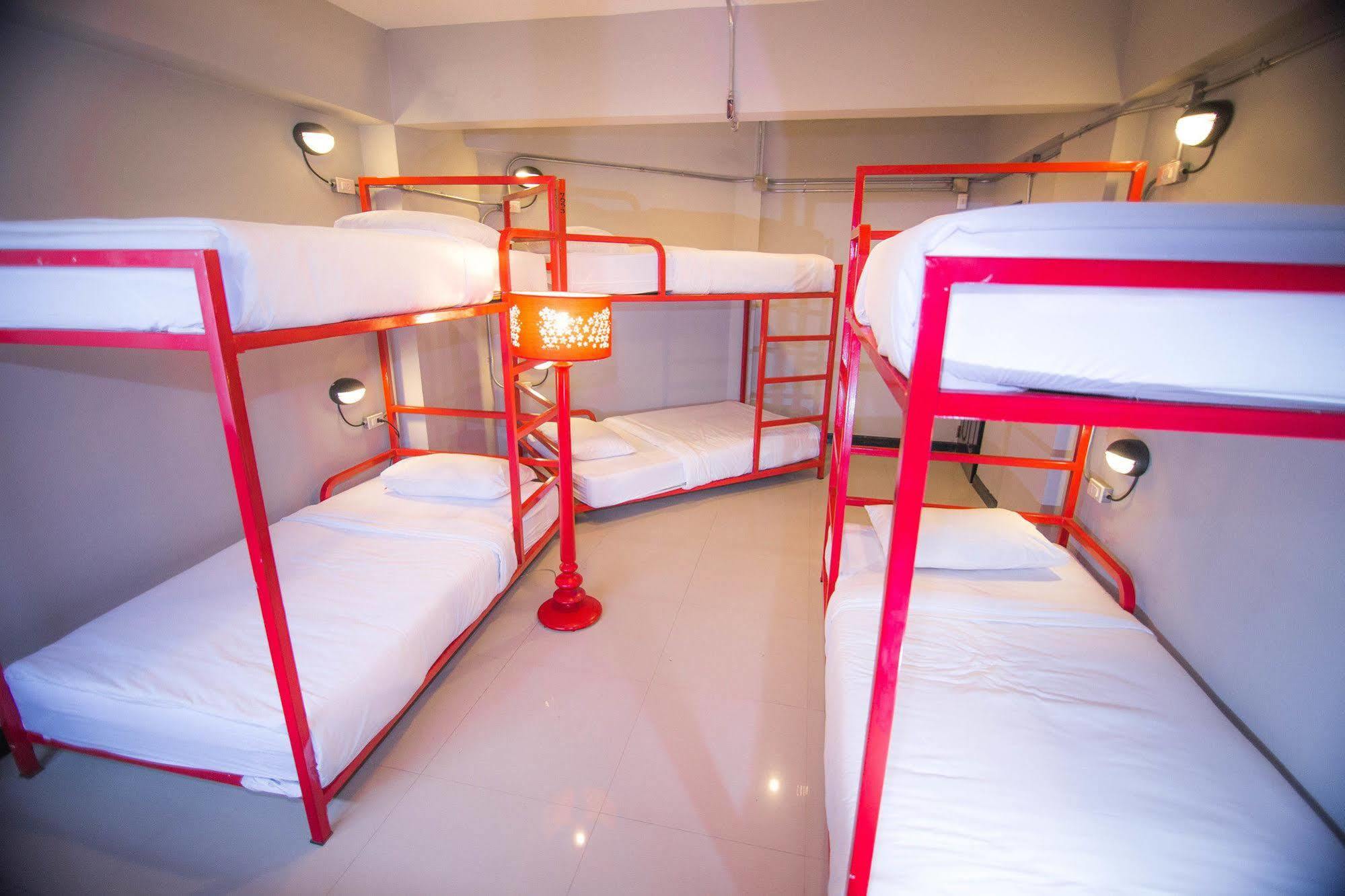 So Hostel Chiang Mai Exterior photo